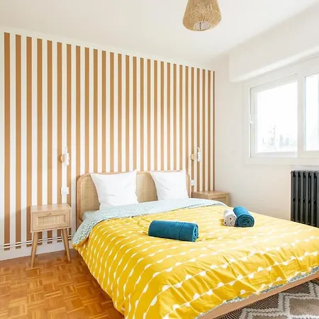 Solaya - Bright 2 Bedroom - Balcony - Parking *