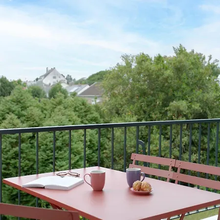 Solaya - Bright 2 Bedroom - Balcony - Parking