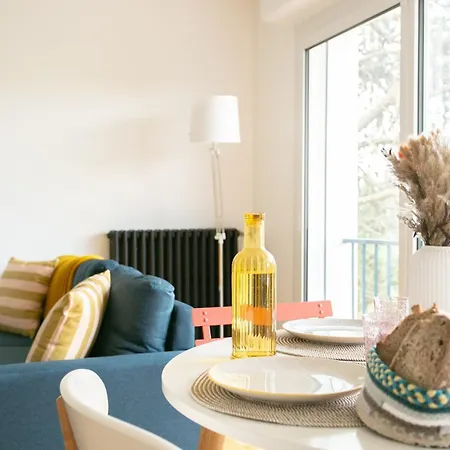 Solaya - Bright 2 Bedroom - Balcony - Parking نانت