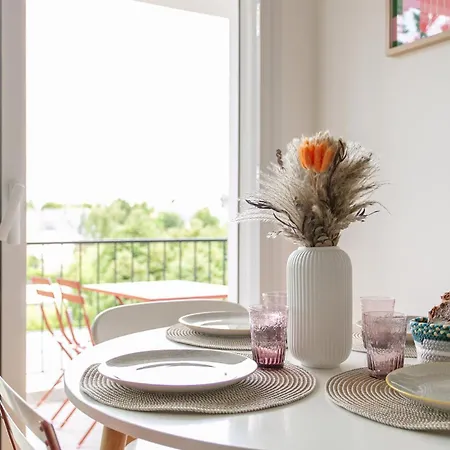 شقة Solaya - Bright 2 Bedroom - Balcony - Parking