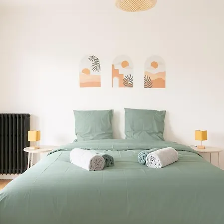 Solaya - Bright 2 Bedroom - Balcony - Parking شقة